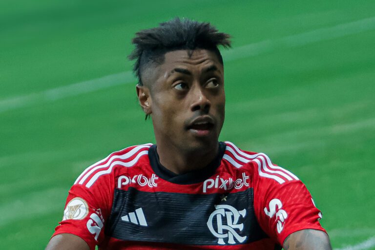 Polícia Federal indicia Bruno Henrique por forçar cartão e beneficiar apostadores