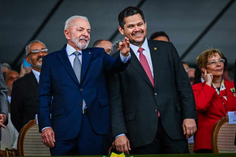 Com aval de Lula e Alcolumbre, Senado quer votar abertura de cassinos
