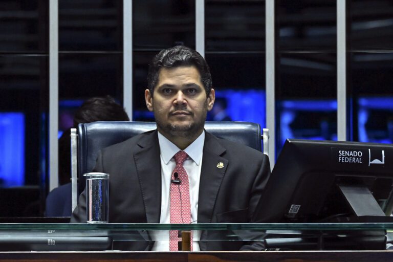 Davi Alcolumbre (União-AP)