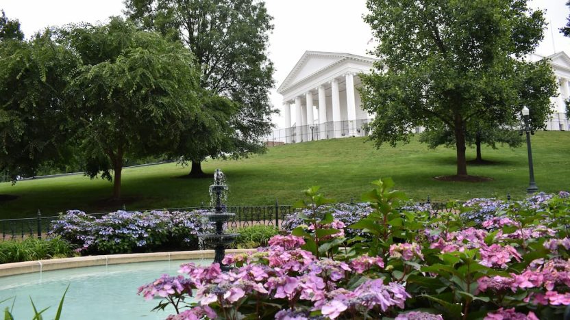 Senado da Virgínia aprova projeto de lei de iGaming SB 118 e define lançamento em julho de 2027