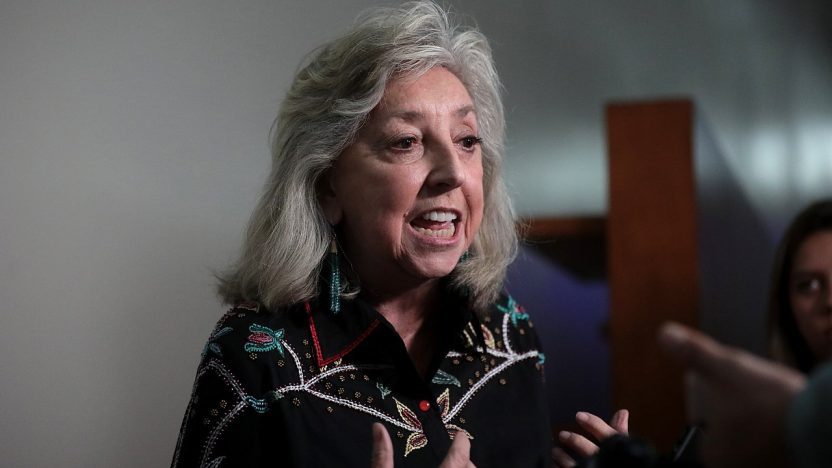 Titus arquivará projeto de lei que impede mercados de previsão de oferecer contratos de esportes e jogos